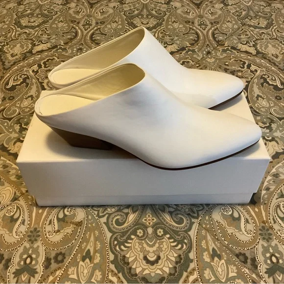 NIB Vince Vigo Optic White Leather Mules Women's Sz M